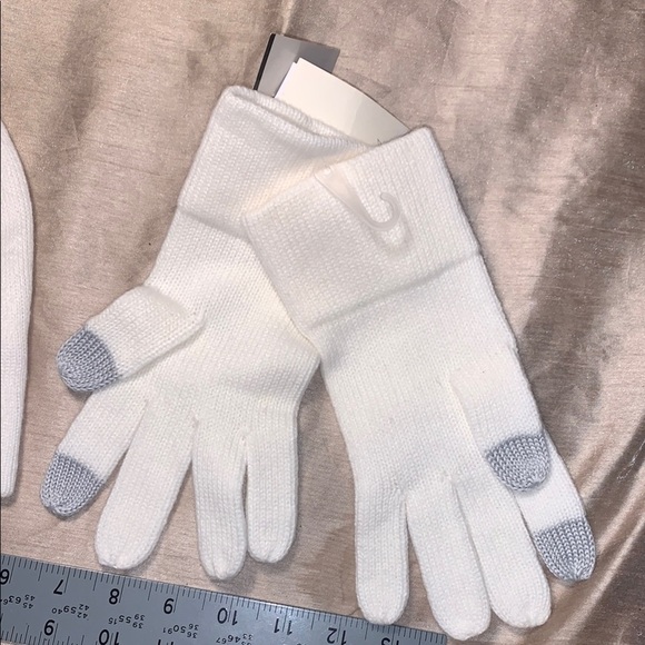 Kate Spade White and Black Kids Beanie and Gloves Set - Picture 5 of 16